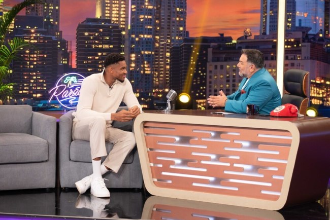 Ο Γιάννης Αντετοκούνμπο στο The 2night Show