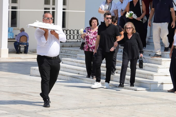 Λάμπρος Κωνσταντάρας