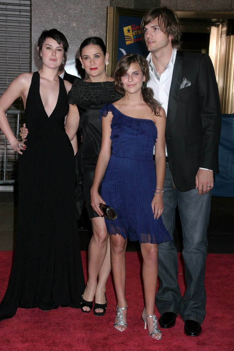 Ντέμι Μουρ-Άστον Κούτσερ-παιδιά