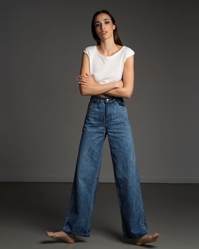 the wide leg
