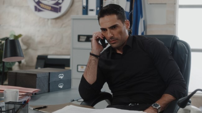 Η Γη της Ελιάς | Ο Στέφανος ζητά από τη Βασιλική να χωρίσουν