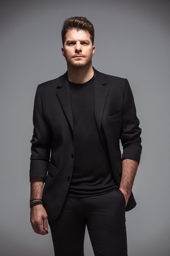 Ο Λούκας Γιώρκας επιστρέφει στην πίστα