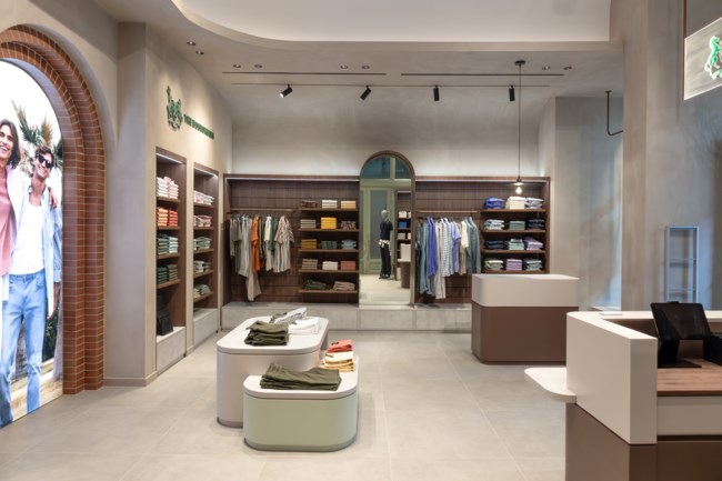Το νέο flagship store The Bostonians ανοίγει τις πύλες του στο Μέγαρο Αρσακείου