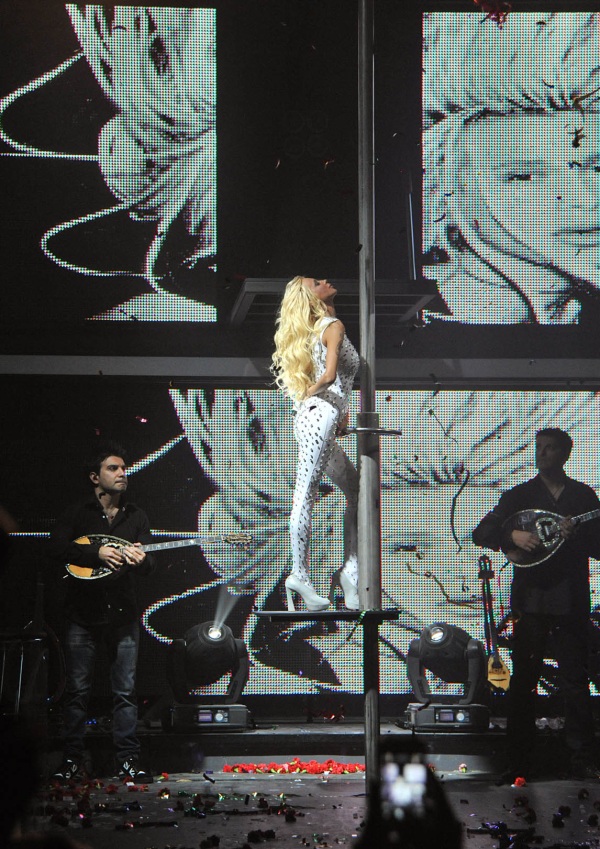 Καρράς- Πάολα- Παντελίδης - εικόνα 2