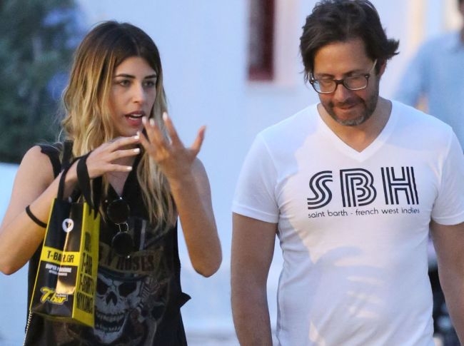 Demy- Τέρι Ντούγκας