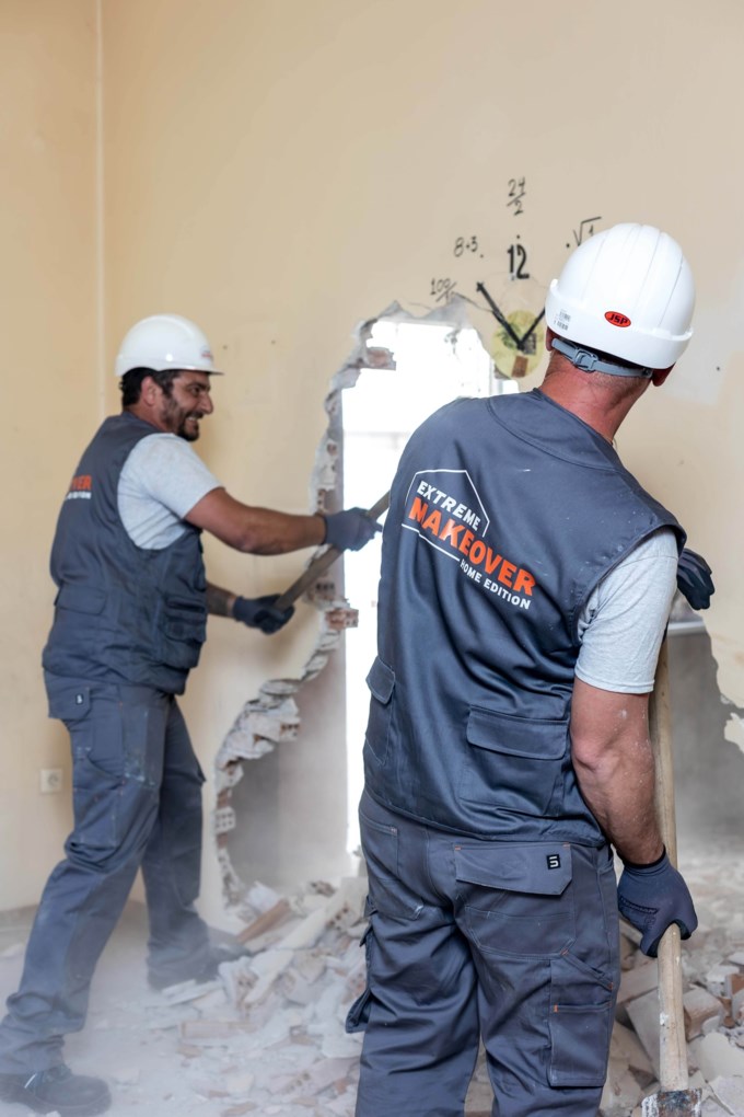 EXTREME MAKEOVER HOME EDITION