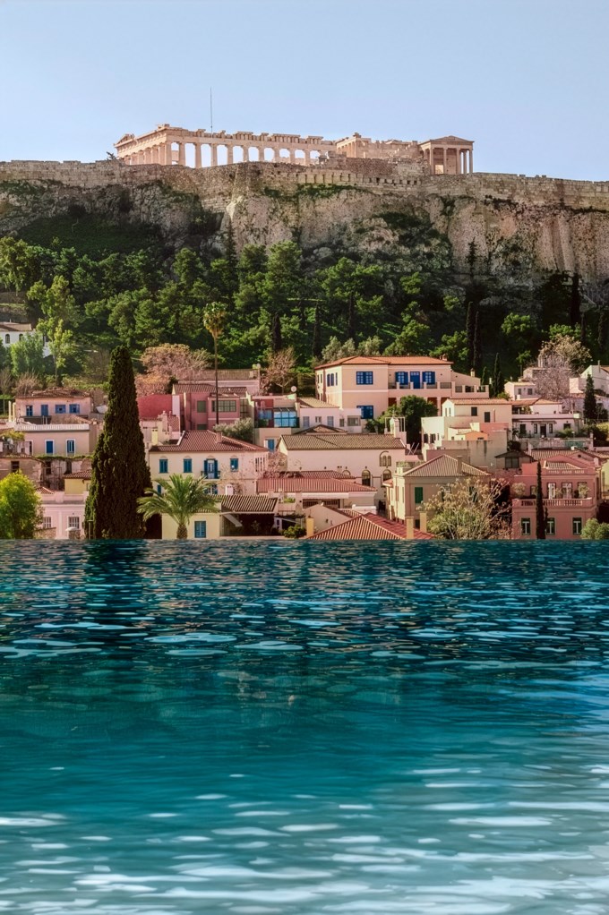 Το THE DOLLI είναι το Νο1 city hotel της Αθήνας και ένα από τα 100 καλύτερα ξενοδοχεία του κόσμου