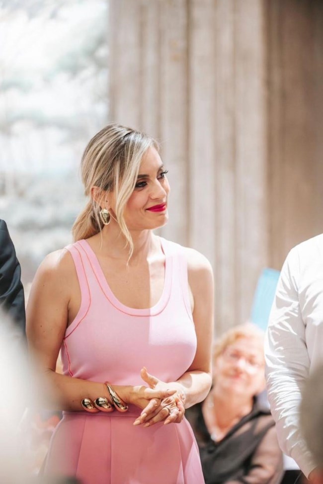 Χαμός για Μελέτη στη Γλυφάδα