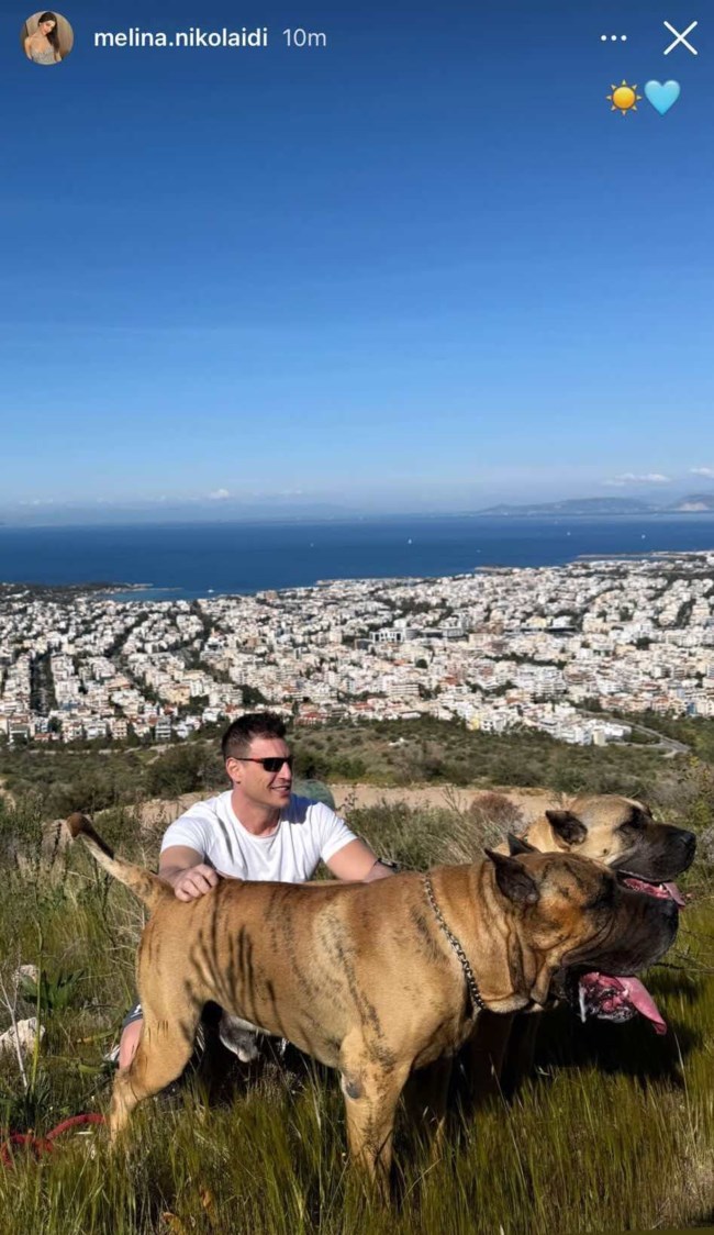 Ανοιξιάτικη βόλτα για Μελίνα Νικολαΐδη και Δημήτρη Φιντιρίκο