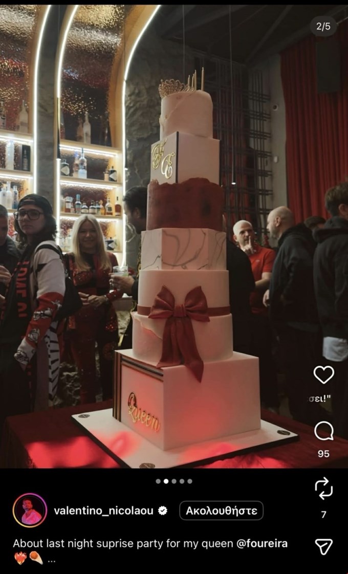 Μαριάννα Λάτση | Με sparkling look και τον μεγαλύτερο γιο της σε privé party γενεθλίων