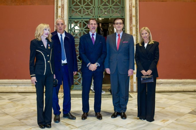 ΜΑΡΑ ΚΑΡΕΤΣΟΣ