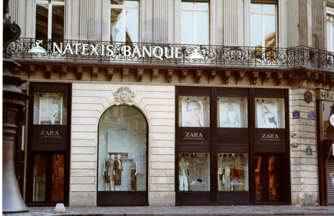 Paris_Facade_1990