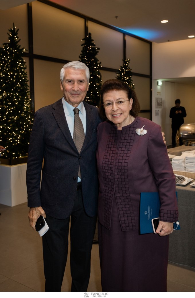 H Λίνα Μενδώνη, Υπουργός Πολιτισμού, και ο Βαγγέλης Χρόνης, Αντιπρόεδρος του Διοικητικού Συμβουλίου της LAMDA.