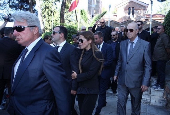 To Τελευταίο Αντίο Στον Μίνωα Κυριακού