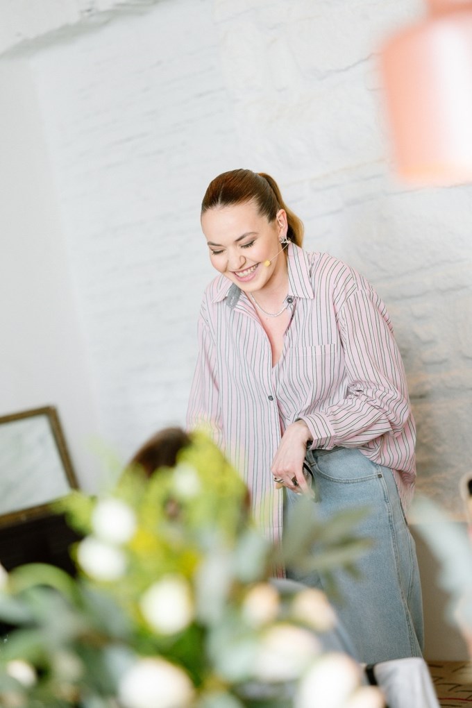 ΕΛΕΝΗ ΞΥΛΟΥΡΗ