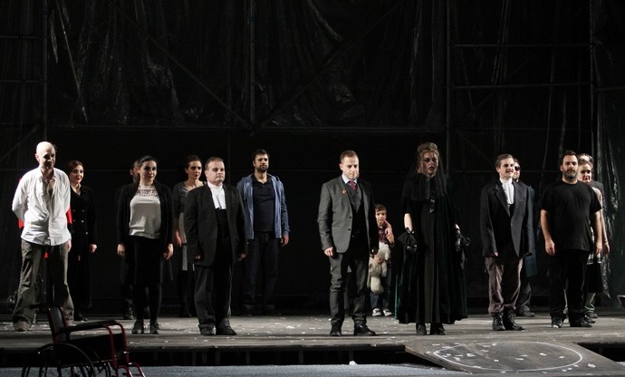 «Ο Κύκλος Με Την Κιμωλία»