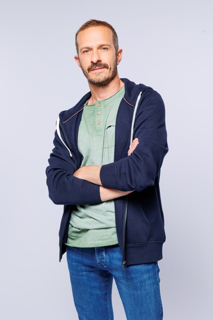 Μάθε τα πάντα για τον ρόλο του Μιχάλη Βαλάσογλου στο "Μπαμπά Σ' αγαπώ"