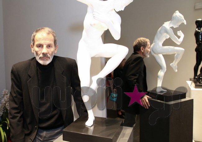 Ντέλλα Ρούνικ