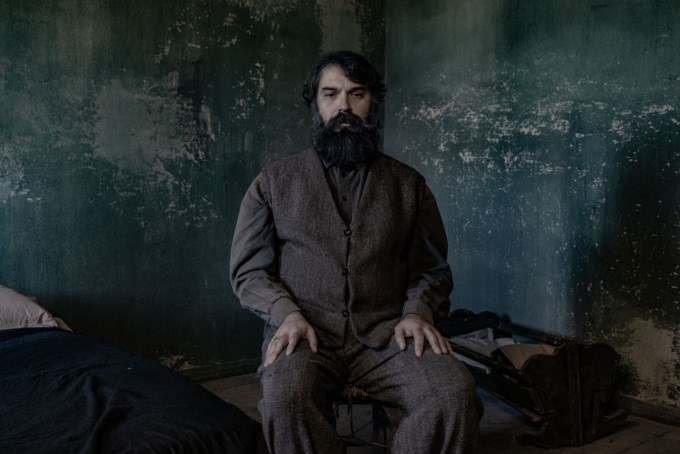 ΣΠΥΡΟΣ ΑΧΑΤΗΣ (Γιώργος Στάμος)