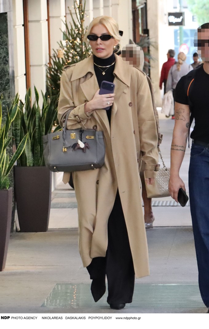 Η Κατερίνα Καινούργιου σε καθημερινή εμφάνιση