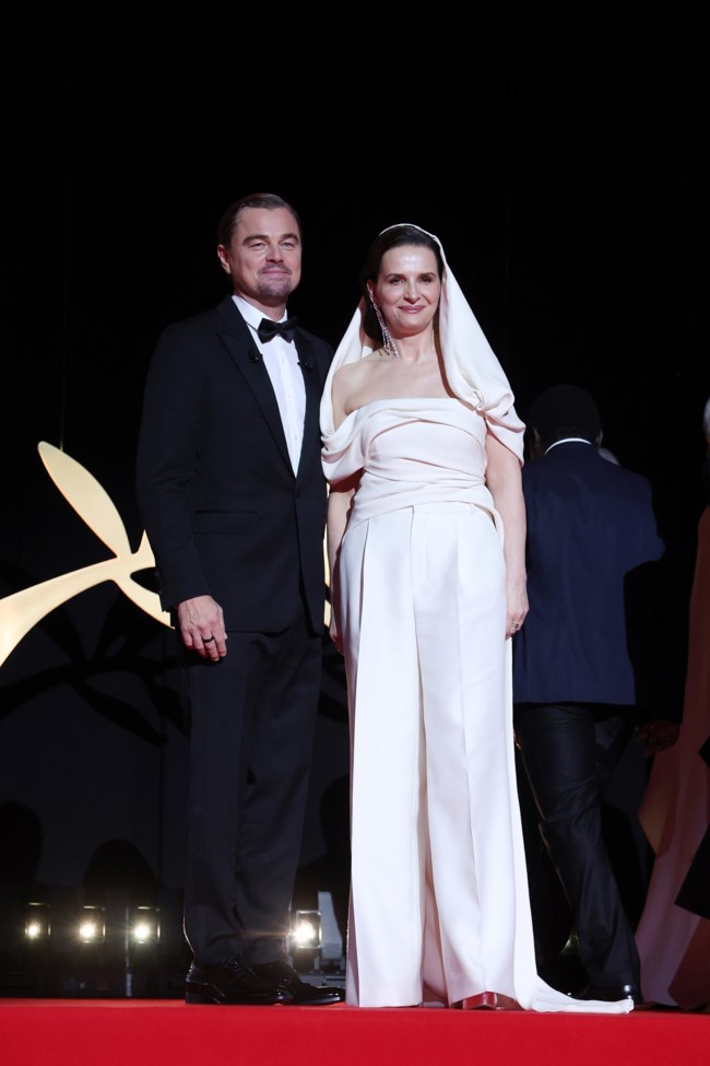 Leonardo DiCaprio & Juliette Binoche