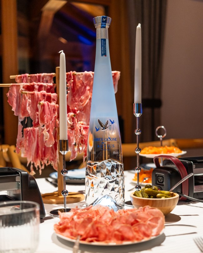Η Ηλιάνα Παπαγεωργίου στις Άλπεις με την Grey Goose Altius