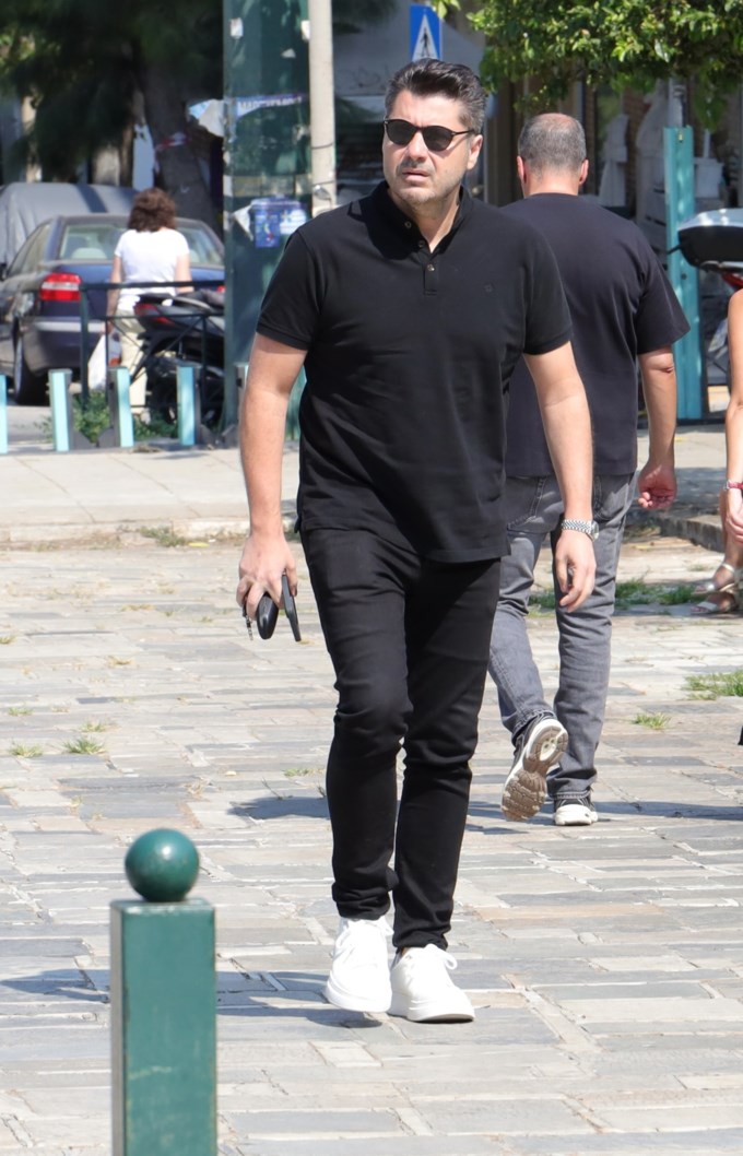 Λάμπρος Κωνσταντάρας