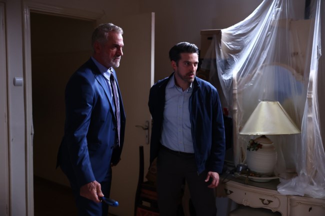 Διάφανη Αγάπη | Ο Στέφανος προσπαθεί να αποτρέψει την απαγωγή της κόρης του & ο Καστρινός παγιδεύει τη Φωτεινή