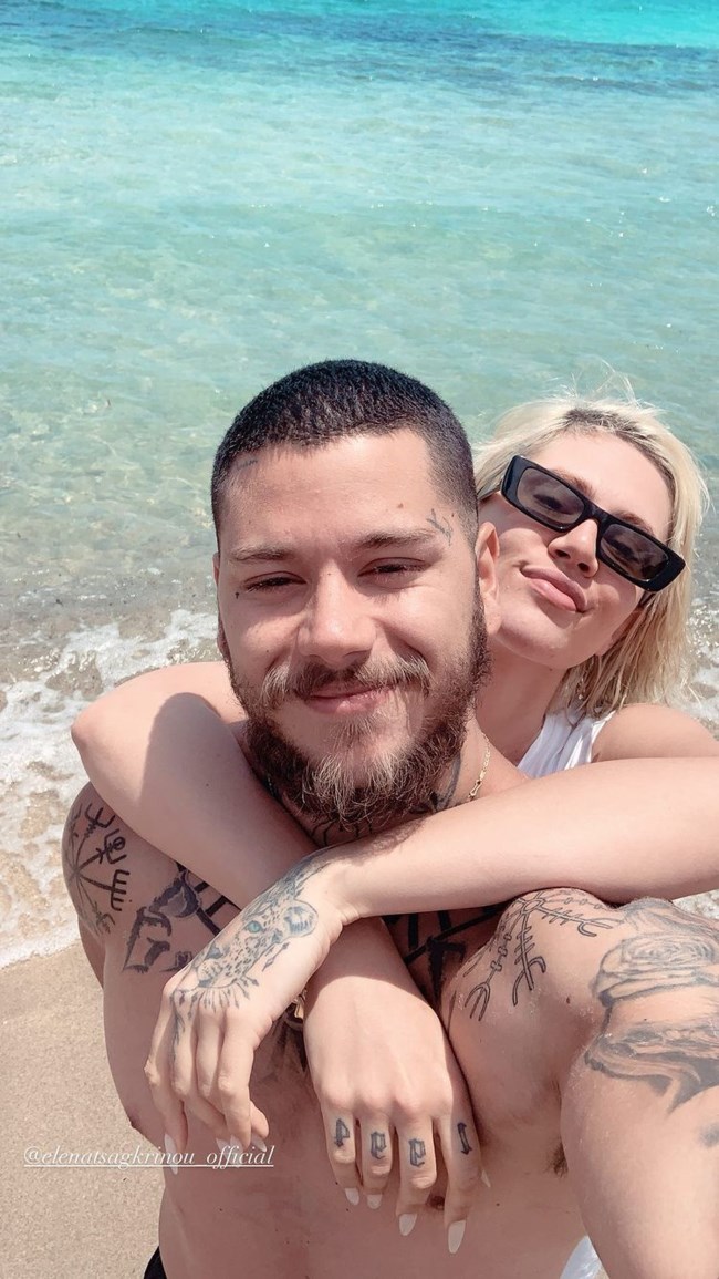 Η Έλενα Τσαγκρινού με τον Mike στην παραλία! Δείτε τα στιγμιότυπα