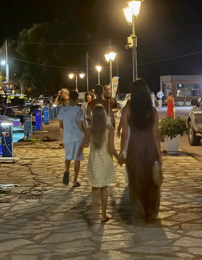 Βαλέρια Λάτσιου και Μαρίνα Παντζοπούλου χέρι χέρι στην Ιθάκη