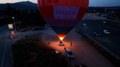 Η ΕΡΤ εύχεται "Καλό Πάσχα" με τον πιο εντυπωσιακό τρόπο