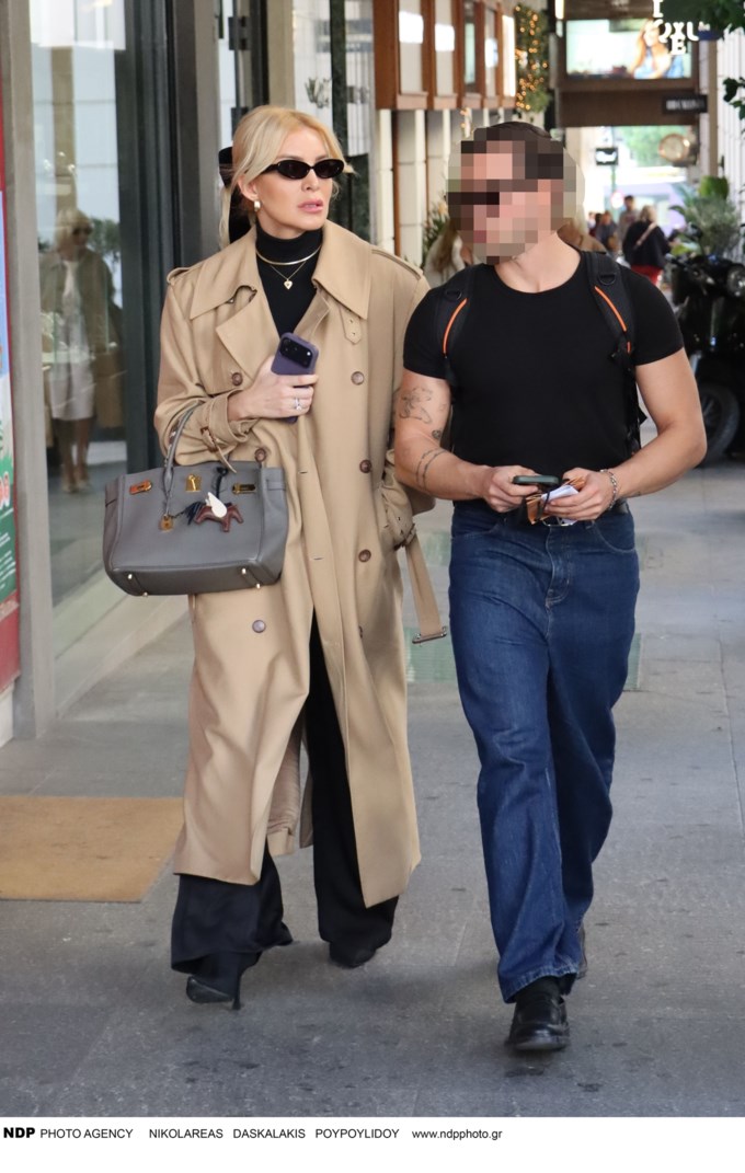 Η Κατερίνα Καινούργιου σε καθημερινή εμφάνιση