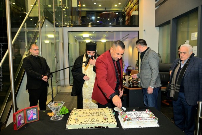 Η Josephine σε σπάνια βραδινή έξοδο με την μητέρα της