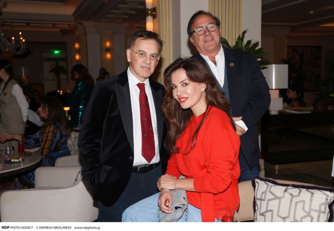 Δήμητρα Ματσούκα | Ντυμένη στα κόκκινα σε βραδινή έξοδο με τον Πέτρο Κόκκαλη, μετά τη δικαστική περιπέτεια