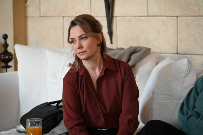 Να μ' αγαπάς