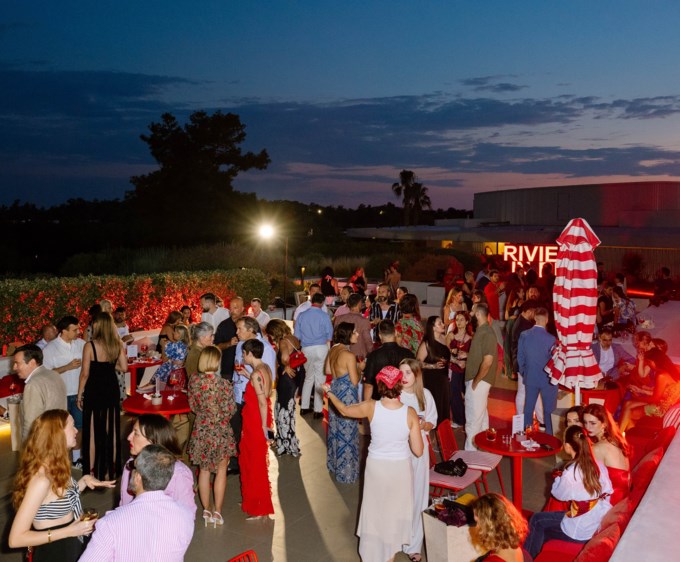 Η Terrazza Campari άνοιξε τις πόρτες της στην Αθηναϊκή Ριβιέρα και έγινε το νέο summer hotspot