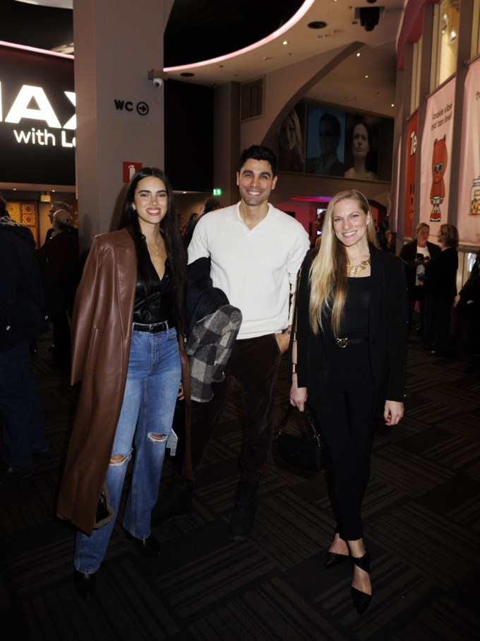 Παναγιώτης Βασιλάκος, Σάρα Εσκενάζυ