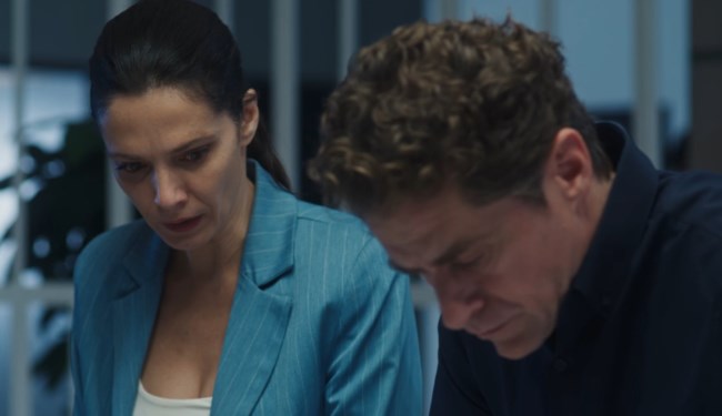 Μία νύχτα μόνο | Ο Οδυσσέας δείχνει το σκληρό του πρόσωπο & η Αρετή παραιτείται!