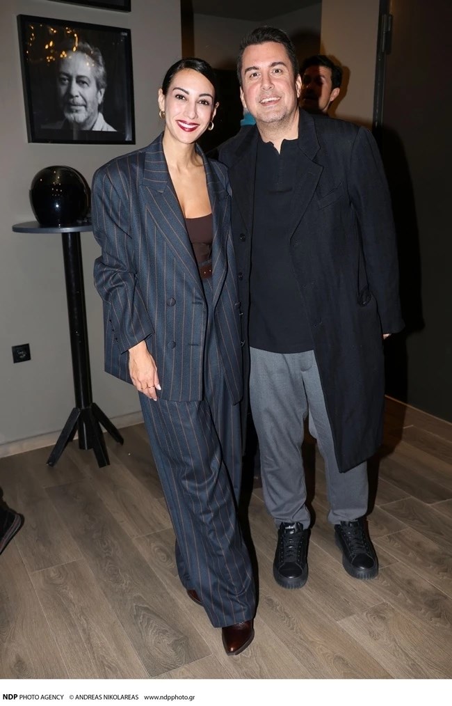 Η Ευγενία Σαμαρά με το κοστούμι που θα φορέσεις περισσότερο από το μαύρο