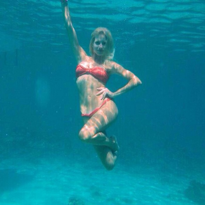 Η Ευαγγελία Αραβανή Είναι Μία Οπτασία Όταν Φοράει Το Μαγιό Της - εικόνα 3