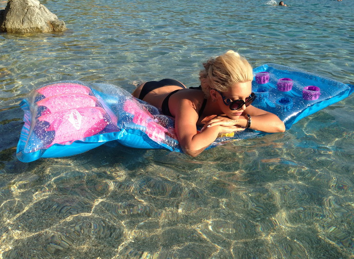 Το Καλοκαίρι Και Οι Περιπέτειες Της Ζέτας Θεοδωροπούλου Συνεχίζονται - εικόνα 8