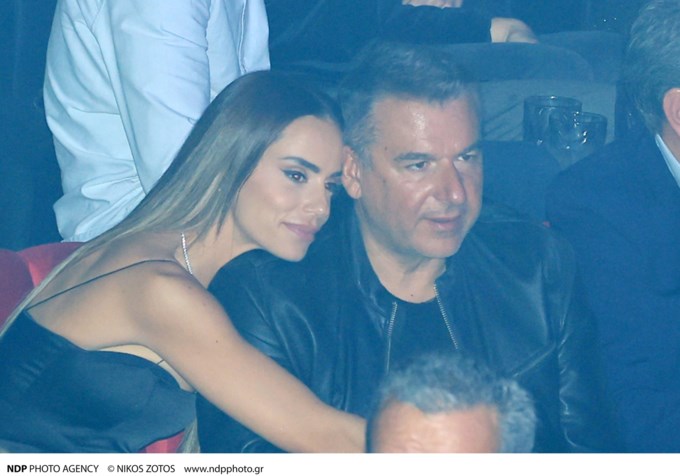 Ο Γιώργος Λιάγκας σε βραδινή έξοδο με τη Μαρία Αντωνά στο πλευρό του