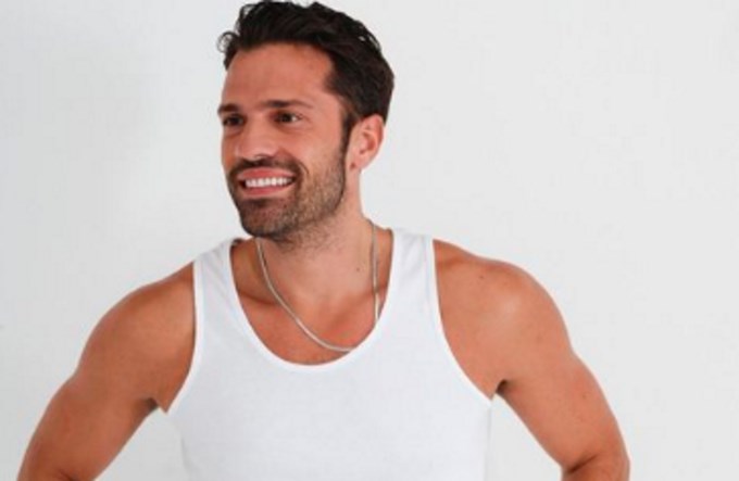 Αυτόν τον διάσημο καλεσμένο "έκλεισε" ο Νίκος Χατζηνικολάου