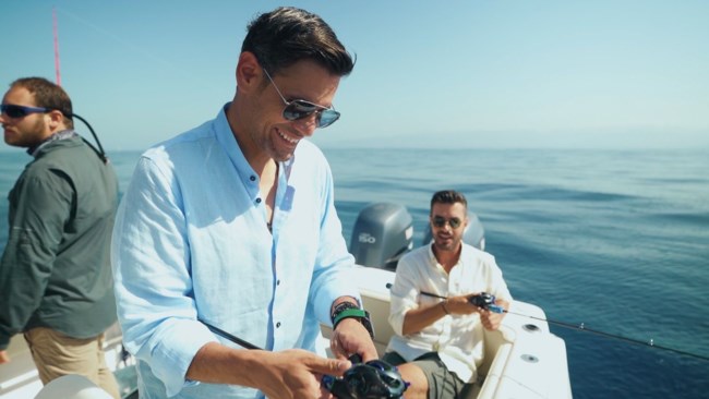 Το "Fishy" με τον Γιάννη Τσιμιτσέλη σε νέα ώρα - Ποιος είναι ο καλεσμένος της Κυριακής;