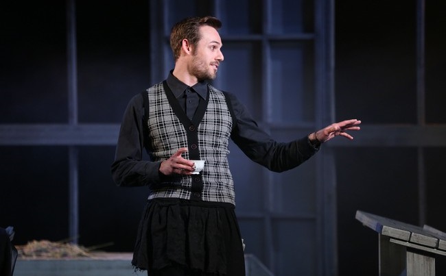 Ψίθυροι Στο Θέατρο «Αθηνών» - εικόνα 4