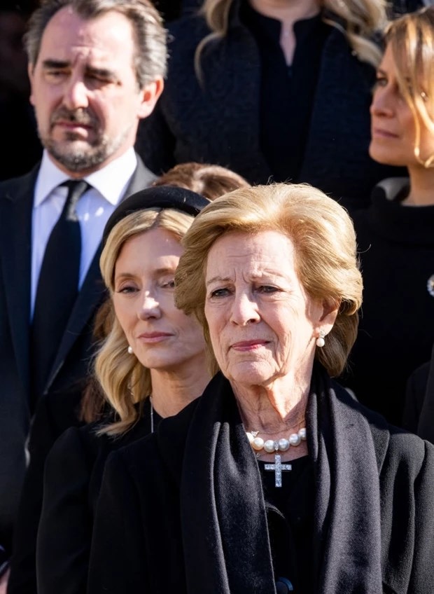 Άννα Μαρία | Το statement στοιχείο που επέλεξε για να τιμήσει τη μνήμη του τέως βασιλιά Κωνσταντίνου