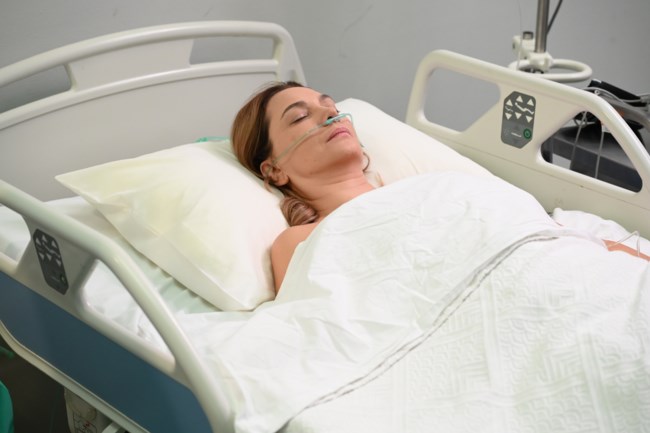 Να μ' αγαπάς