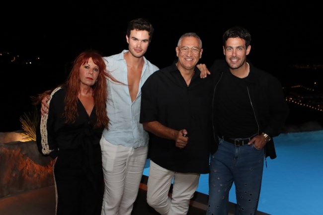 Η CEO της Point F Group Άννα Στυλιανοπούλου με τον VP της εταιρείας Paul Tockuss, τον Κώστα Μαρτάκη και τον Γιώργο Ντάβλα