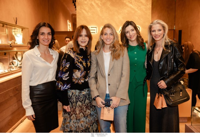 Χριστίνα Κεφαλογιάννη, Κάτια Δανδουλάκη, Χρυσή Βαρδινογιάννη, Χριστίνα Βατσέλλα, Αλεξία Αντσακλή - Βαρδινογιάννη