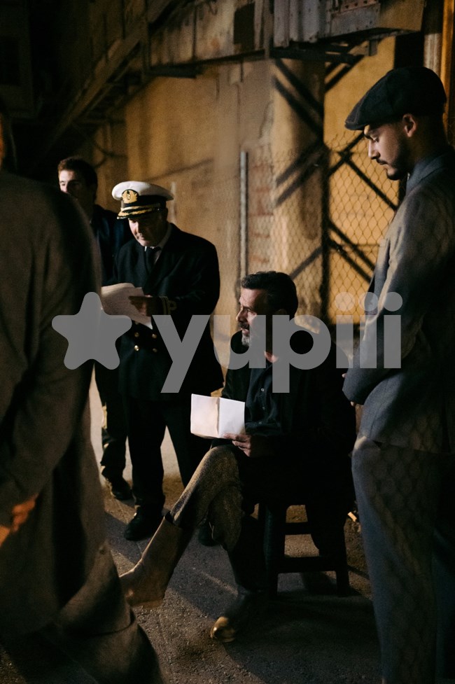 Στα γυρίσματα της σειράς 